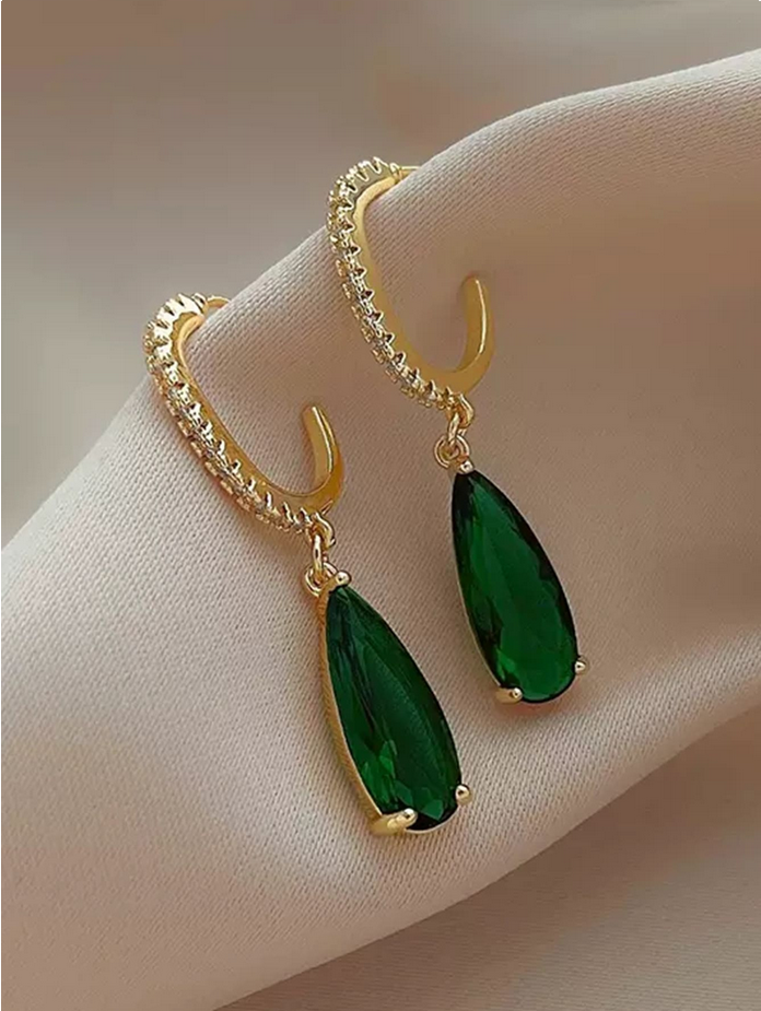 Classic Green Crystal Drop Earrings – Elegant Gold Finish